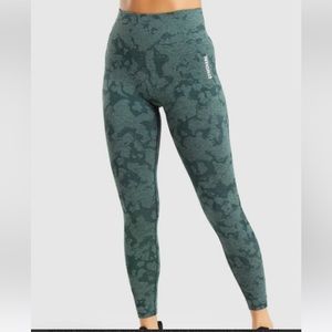 Gymshark Adapt Seamless Dark Green Camo